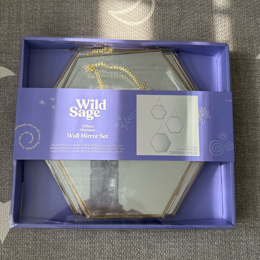 Wild sage Gold Hexagon Wall Mirror Set